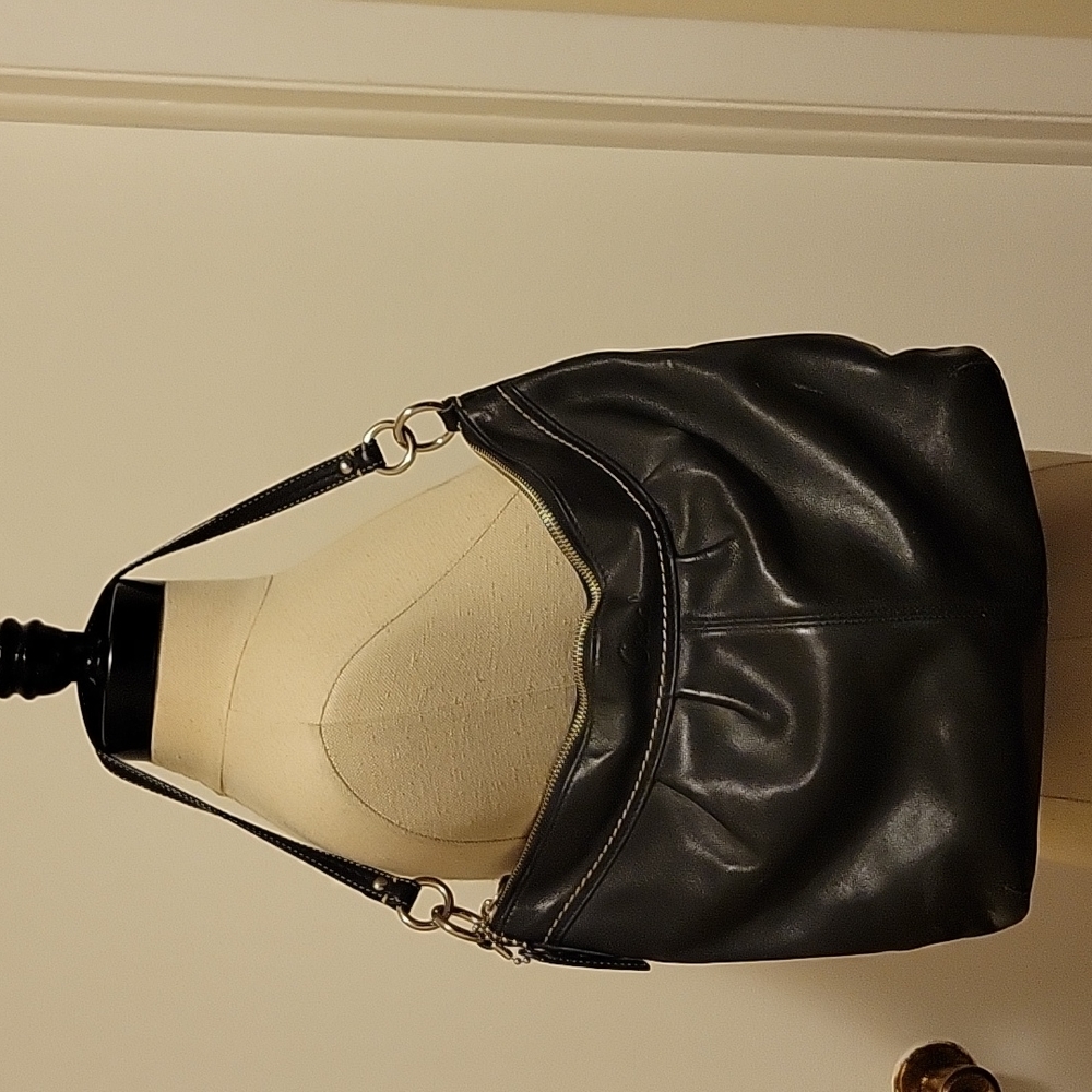 COACH Black leather hobo handbag/purse